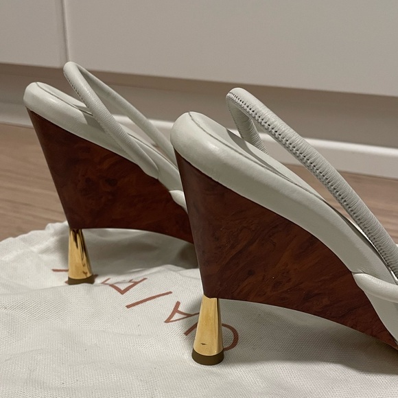 GIA/RHW Wedge Sandal - Picture 3 of 4